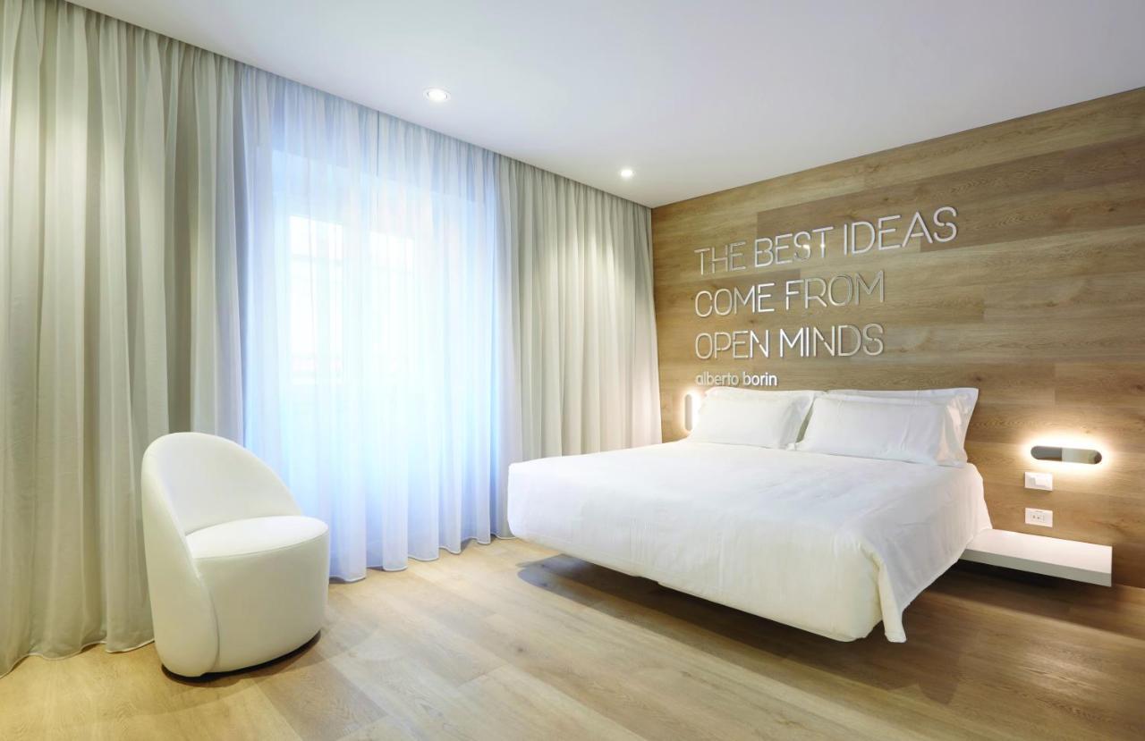 Youme Design Place Hotel Trieste Ngoại thất bức ảnh