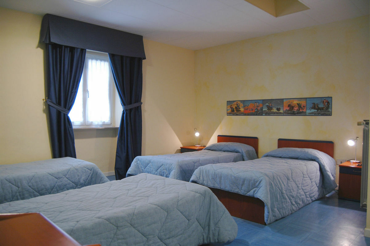 Youme Design Place Hotel Trieste Ngoại thất bức ảnh